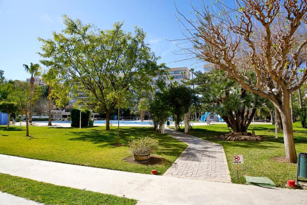 Garden Apartment With Pool And Ac 알리칸테 외부 사진