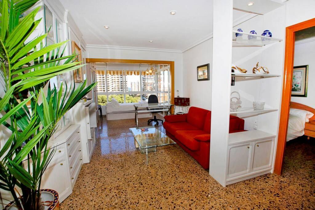 Garden Apartment With Pool And Ac 알리칸테 외부 사진