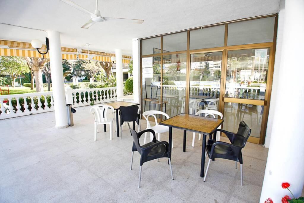 Garden Apartment With Pool And Ac 알리칸테 외부 사진